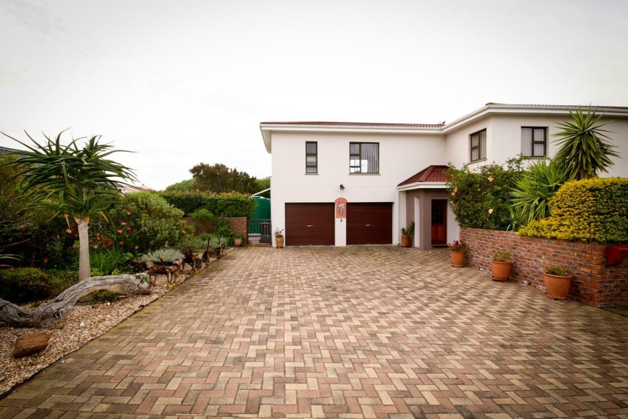 Apartamento Rest Assured Stilbaai Exterior foto